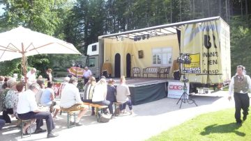 Bild zu Wirbel um die Wirtin